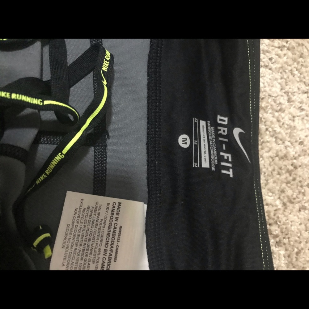 Nike Dri-fit cropped running/ training/yoga pants - Picture 4 of 4